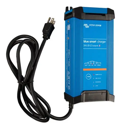 Blue Smart IP22 Charger 12/30 